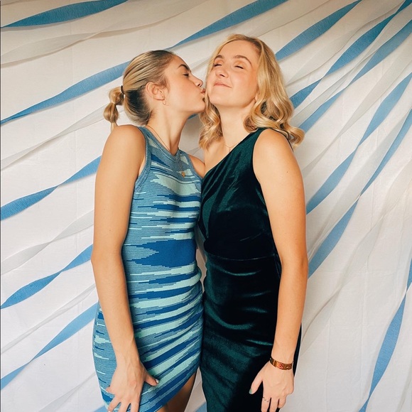 Meet your Posher, Kaelyn - Picture 3 of 4